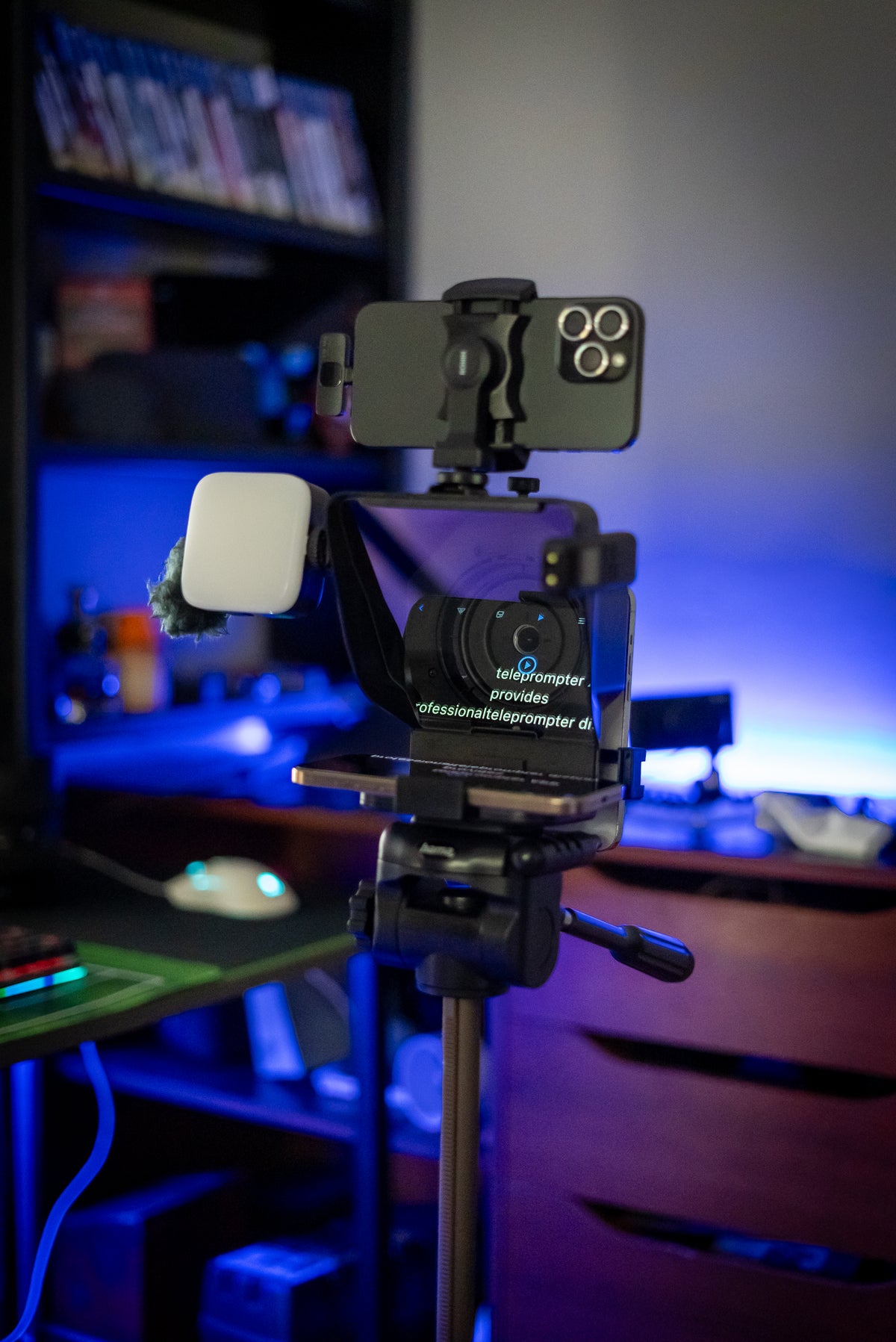 GlancePro™ Phone Teleprompter — Never Memorize a Script Again